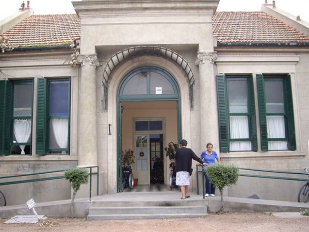 CRIB.jpg