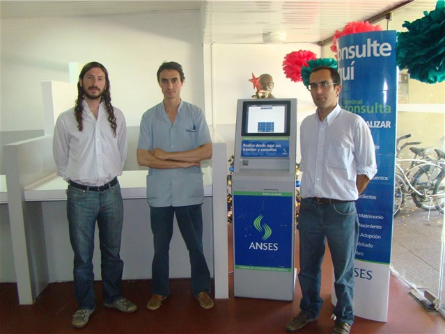 Inauguración terminal de ANSES.JPG