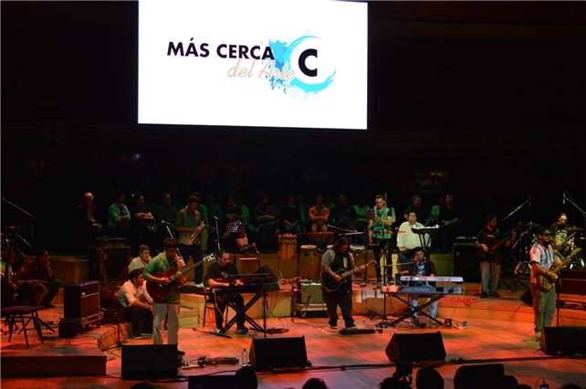 LA CARAVANA SE PRESENTÓ EN EL CENTRO CULTURAL KIRCHNER 01