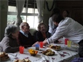 Radio Federal - Actualidad - Erreca celebró la llegada de la primavera  con abuelos de Casa Hogar