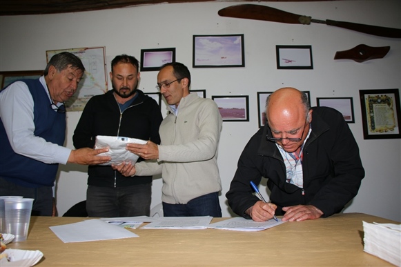 firma de convenio aeroclub (3)