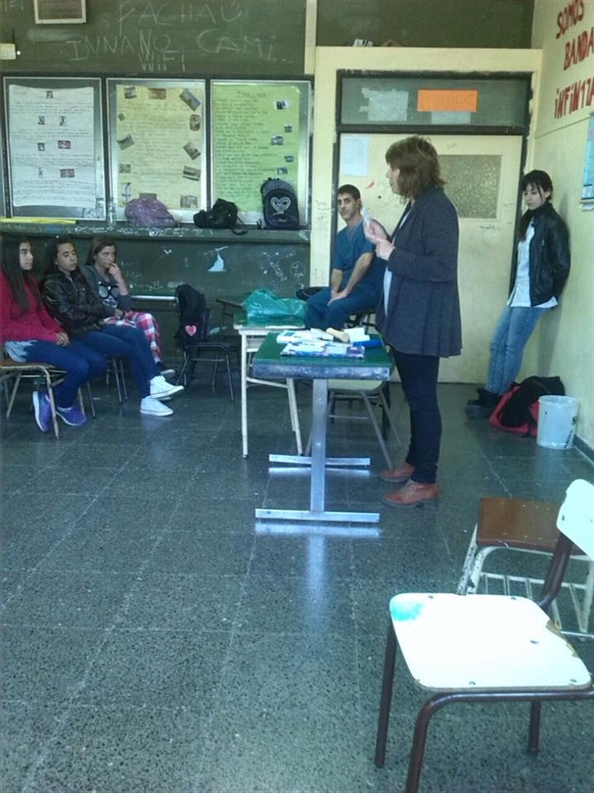 charlas preventivas para alumnos del Colegio Nacional
