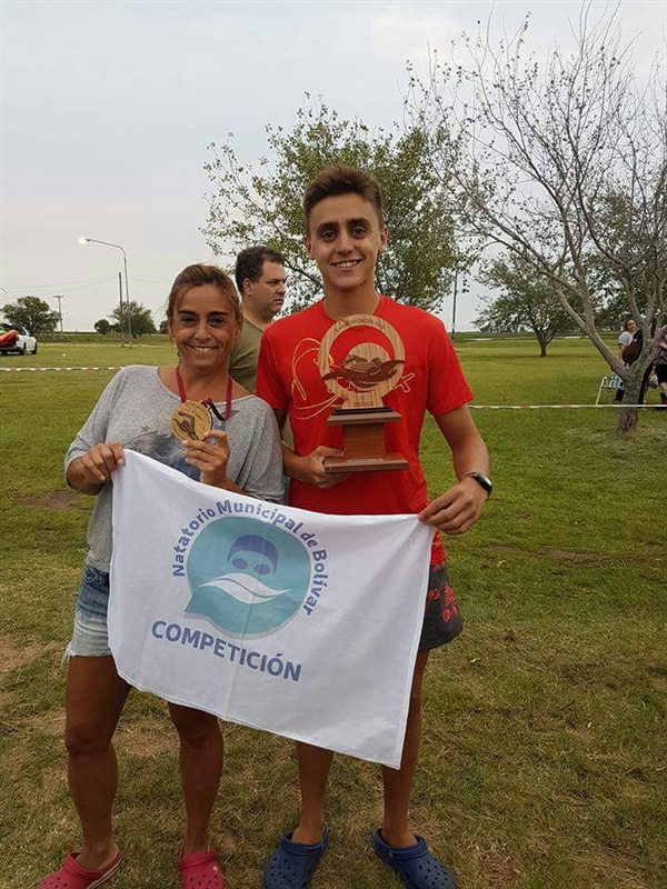 Equipo del natatotio (2)