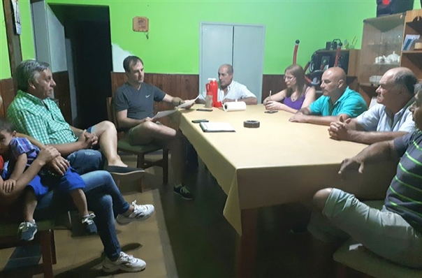 Erreca se reunió con vecinos de Plaza Roca