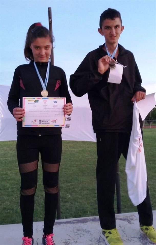 DOS ATLETAS BOLIVARENSES OBTUVIERON MEDALLAS EN LA PAMPA 02