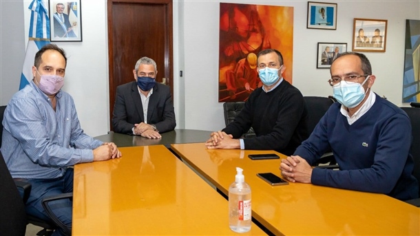 En el Ministerio de Desarrollo Territorial y Hábitat de la Nación, el ministro Jorge Ferraresi, y el
