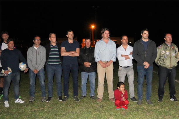 CAMPO DE DEPORTES DEL CLUB AGRARIO QUEDÓ ILUMINADO 01