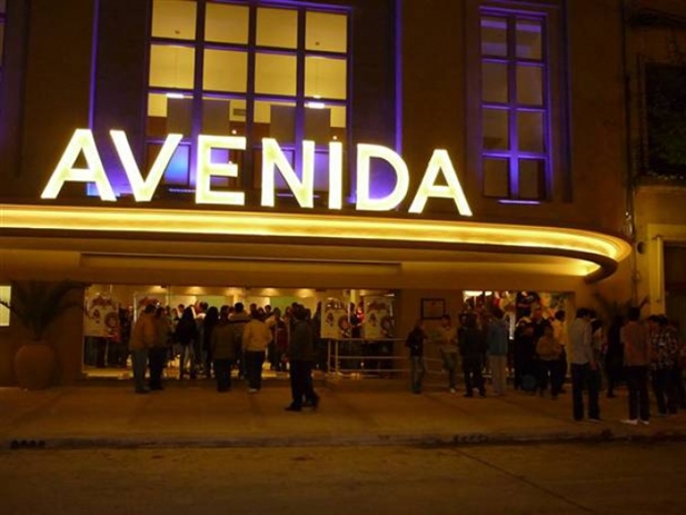 SE VIENE EL CUARTO ANIVERSARIO DE LA REAPERTURA DEL CINE AVENIDA 02