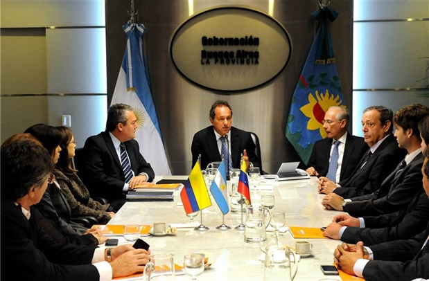 scioli Mision comercial.jpg
