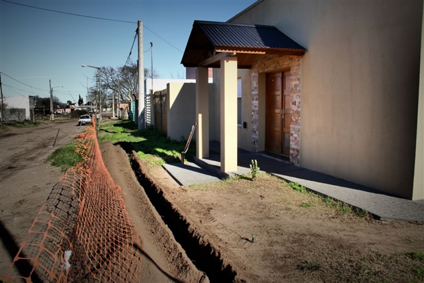 OBRA DE EXTENSIÓN DE GAS EN BARRIO ACUPO 02