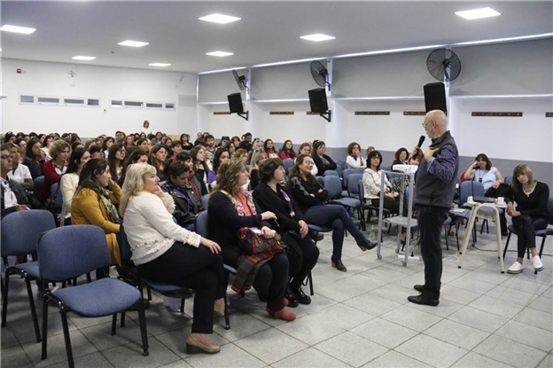 ENCUENTRO EDUCATIVO Y CULTURAL BOLÍVAR EN EL CRUB 02