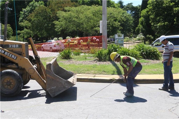 REPARACIÓN DEL PAVIMENTO EN LA CALFUCURÁ 02