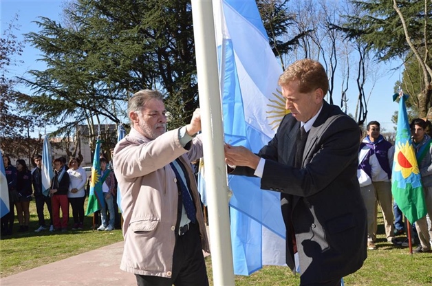 ACTO PROTOCOLAR POR EL 166 ANIVERSARIO SAN MARTIN 01