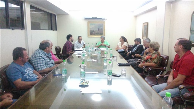 Cámara con Ejecutivo Municipal 02