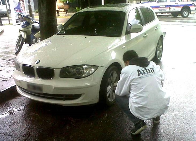 ARBA Retención auto en City Bell.jpg