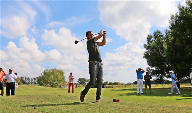 BUCCA INAUGURÓ OBRAS EN EL CLUB DE GOLF Y EL TORNEO MUNICIPAL 02