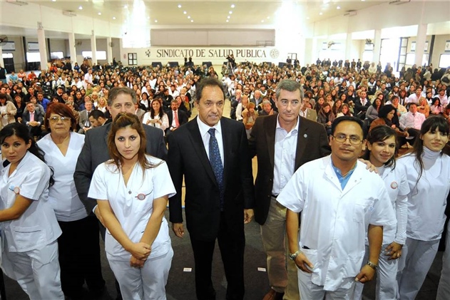 SCIOLI - RECONOCIMIENTO A ENFERMERAS.jpg