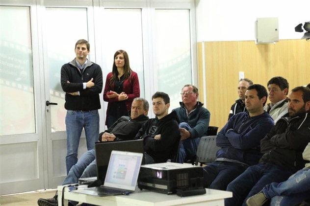jornada de actualización técnica de pulverización agrícola en el CePLA 02