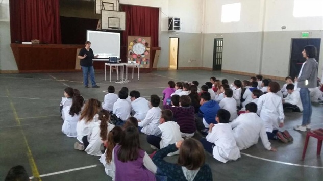 charla sobre Discapacidad en la EP N°6