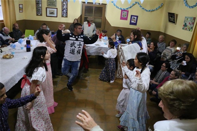 PISANO CELEBRÓ EL 9 DE JULIO EN EL ASILO SAN VICENTE DE PAUL 02