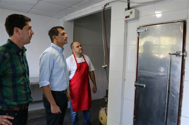 INTENDENTE SE PONE AL FRENTE DE LA SITUACIÓN DE LOS CHACINADOS