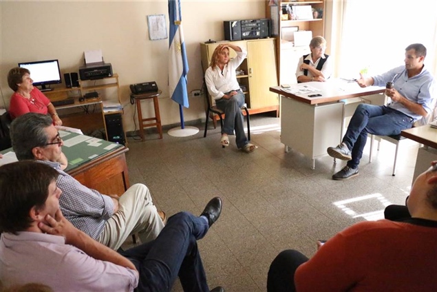 intendente estuvo en la Asociación de Jubilados 01