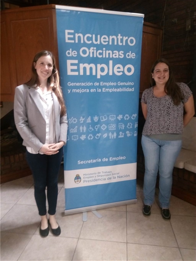 OFICINA DE EMPLEO PARTICIÓ DE UNA JORNADA EN LA PLATA 01