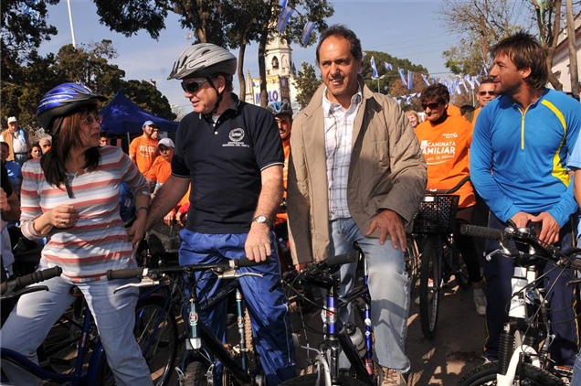 Scioli Merlo Bicicaminata 05