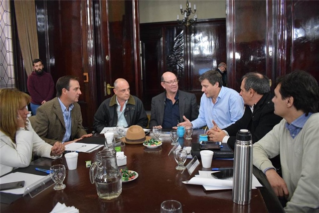 Jose Gabriel Erreca con el Vicegobernador Salvador y el Subsecretario del INterior Juan Carlos Moran