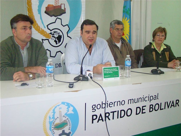 Conferencia Jornada Avícola.JPG