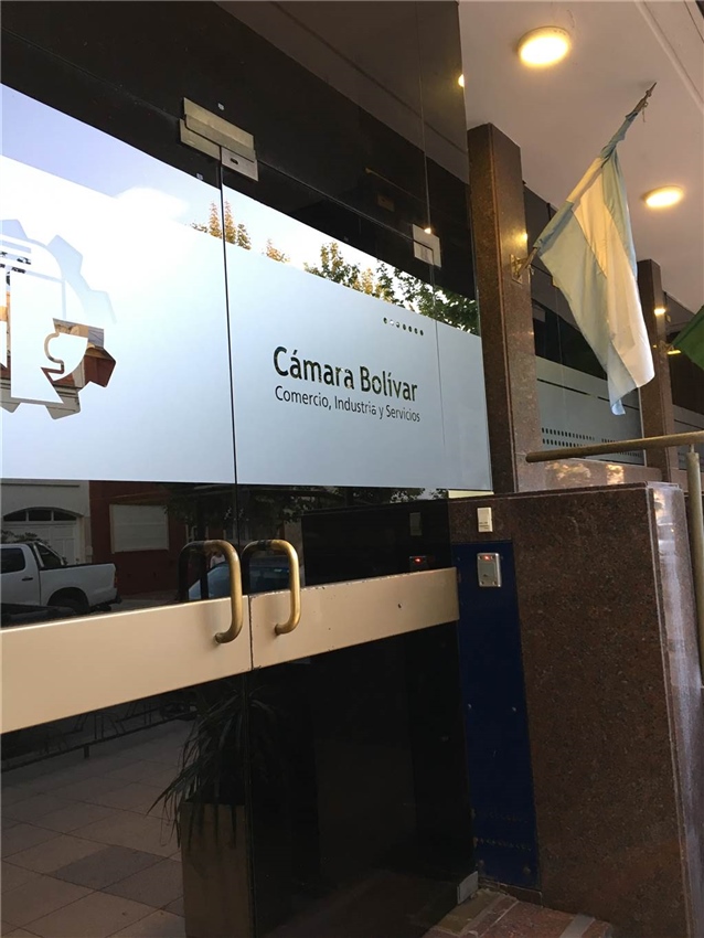 CAMARA COMERCIAL 02