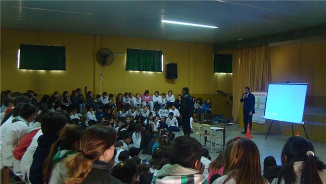 Charla Juan Escuela.JPG