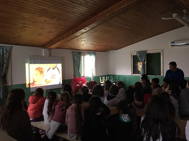 JORNADA POR LOS DERECHOS DE LA NIÑEZ EN LA ESCUELA N° 20 02