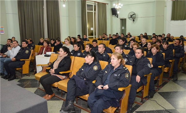 Capacitación en DD HH para Agentes de Seguridad 01