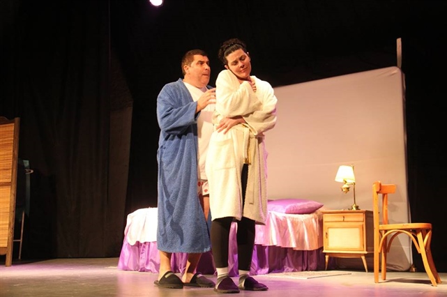 Locos de contento 02.jpg