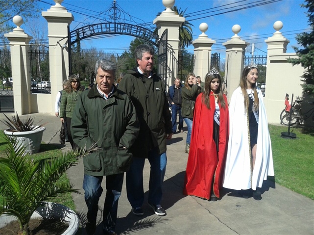 corte de cintas rural 2014 - 02.jpg
