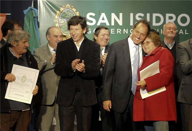 SCIOLI - POSSE - SAN ISIDRO 01.jpg