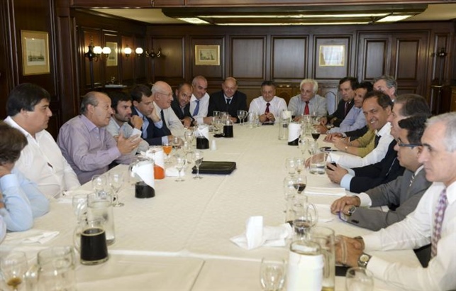 REUNION CON SCIOLI.jpg